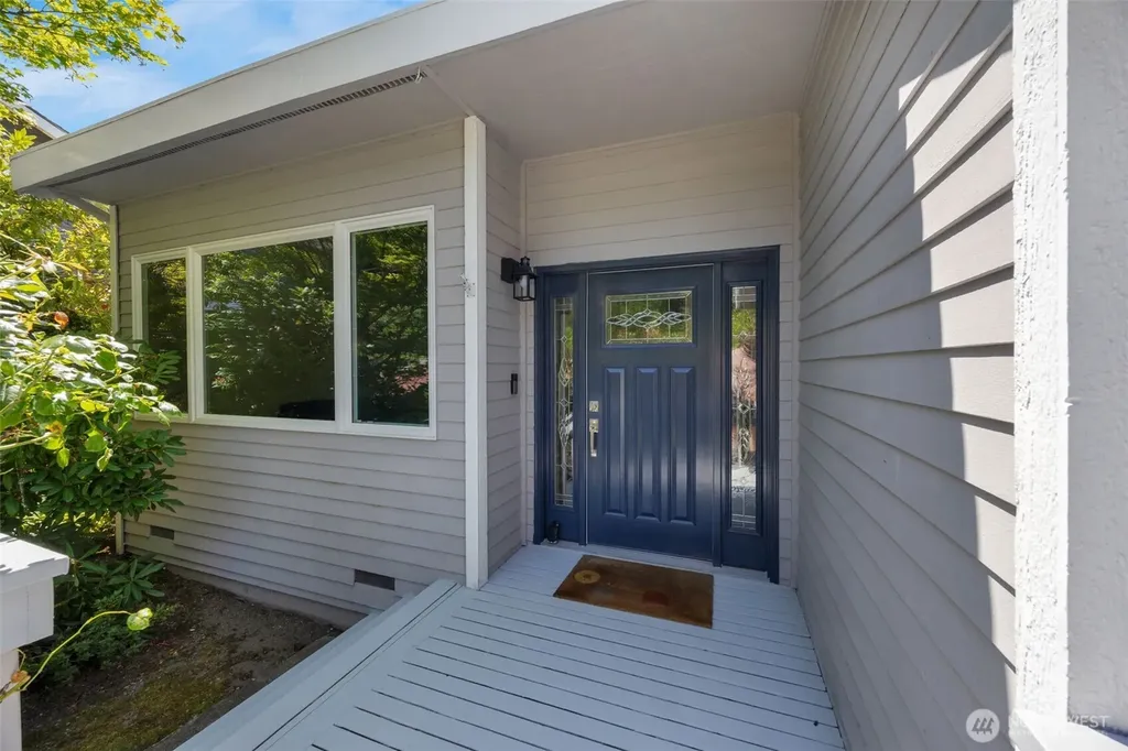 10128 63rd Place W Mukilteo WA 98275