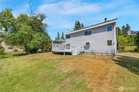 10128 63rd Place W Mukilteo WA 98275