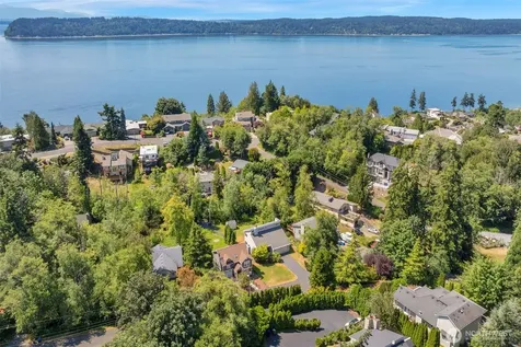 10128 63rd Place W Mukilteo WA 98275