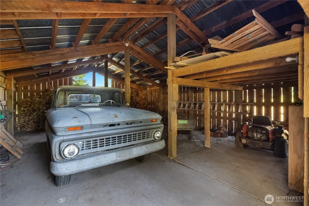 18121 Mi Lane SW Rochester WA 98579