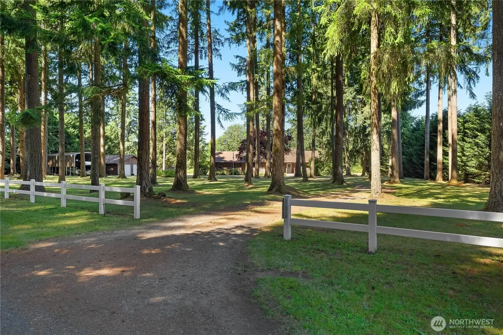 18121 Mi Lane SW Rochester WA 98579