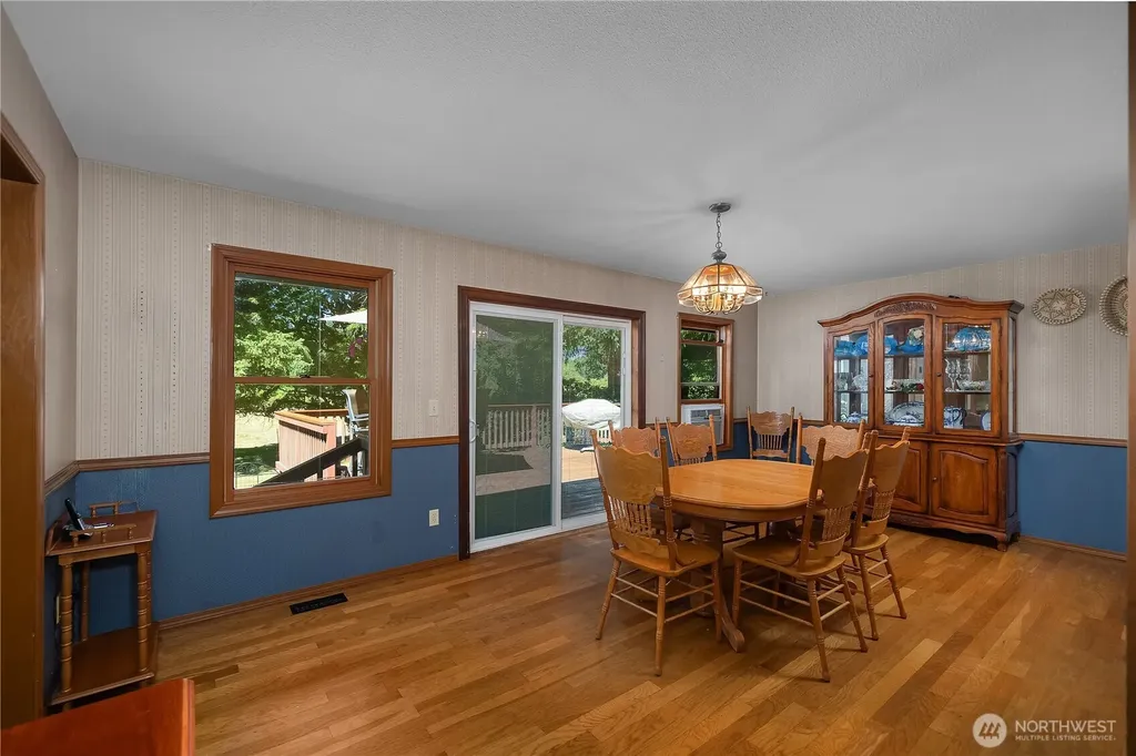 18121 Mi Lane SW Rochester WA 98579