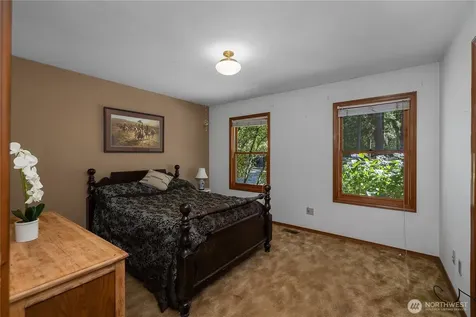 18121 Mi Lane SW Rochester WA 98579