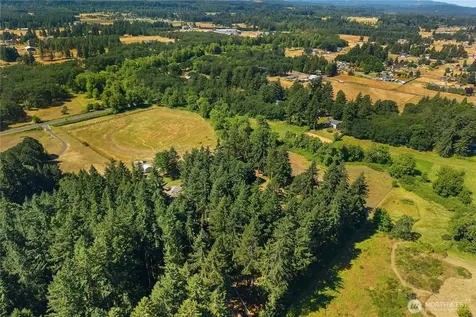 18121 Mi Lane SW Rochester WA 98579