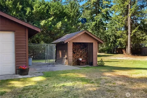 18121 Mi Lane SW Rochester WA 98579