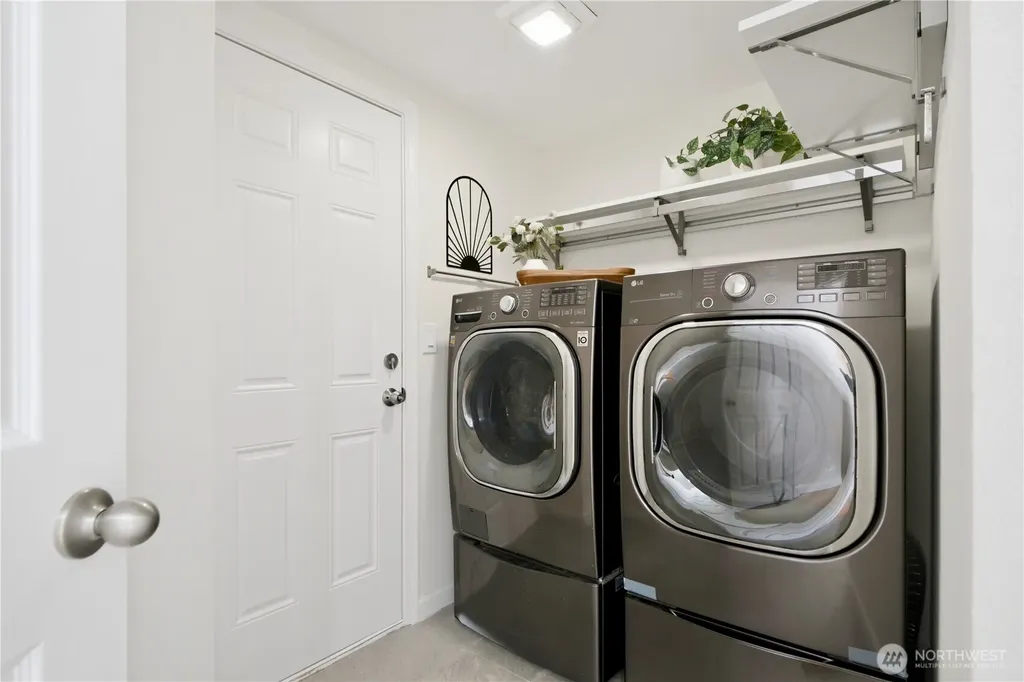 25723 SE 40th Street Sammamish WA 98029