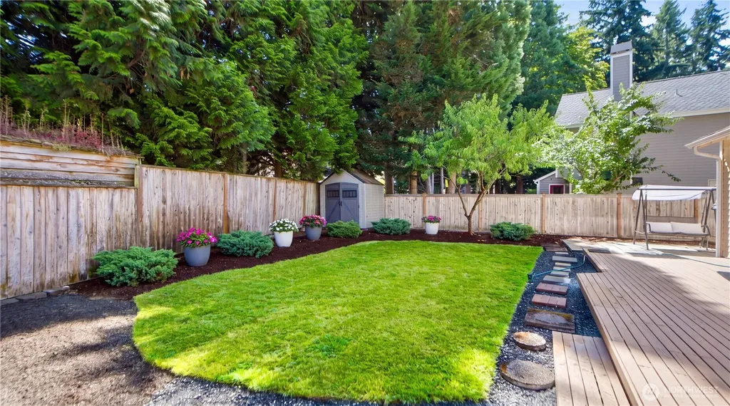 25723 SE 40th Street Sammamish WA 98029