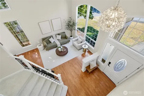25723 SE 40th Street Sammamish WA 98029