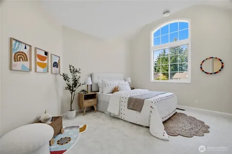 25723 SE 40th Street Sammamish WA 98029