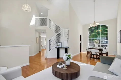 25723 SE 40th Street Sammamish WA 98029
