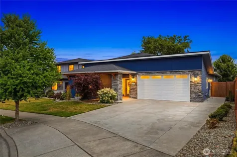 1721 Hillcrest Parkway Mount Vernon WA 98274