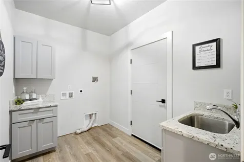 1721 Hillcrest Parkway Mount Vernon WA 98274