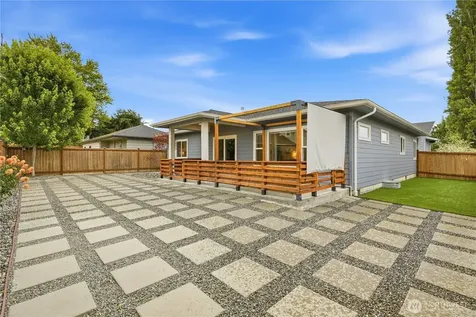 1721 Hillcrest Parkway Mount Vernon WA 98274