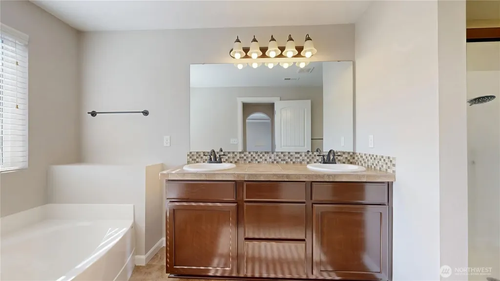 531 Beechwood Court SW Olympia WA 98502