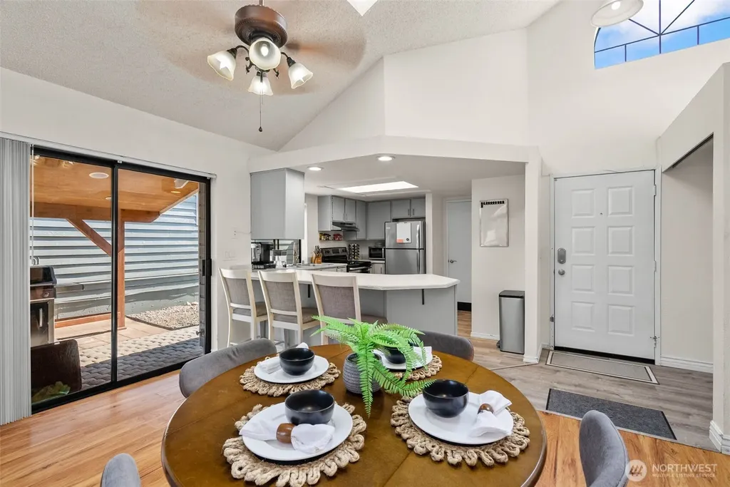 7612 Colony Court NE Bremerton WA 98311