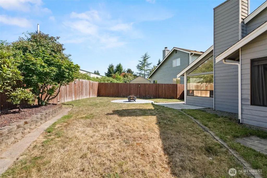 7612 Colony Court NE Bremerton WA 98311