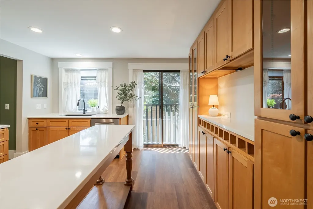 8005 NE 120th Street Kirkland WA 98034