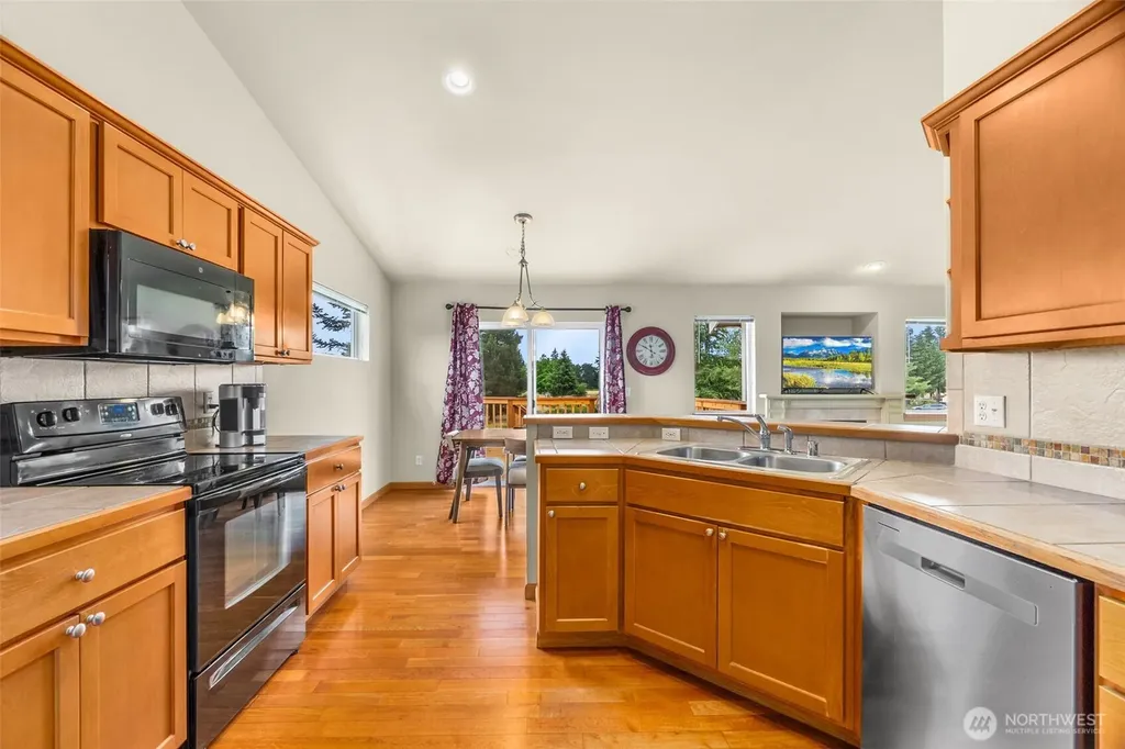 14864 89th Avenue SE Yelm WA 98597