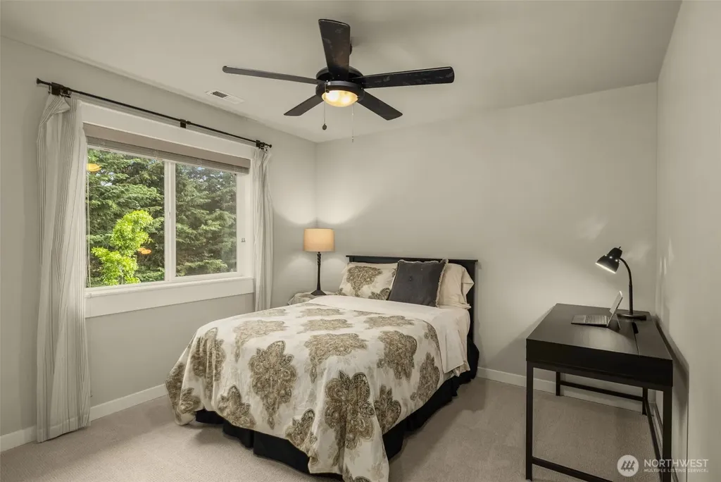 22997 SE 52nd Street Issaquah WA 98029