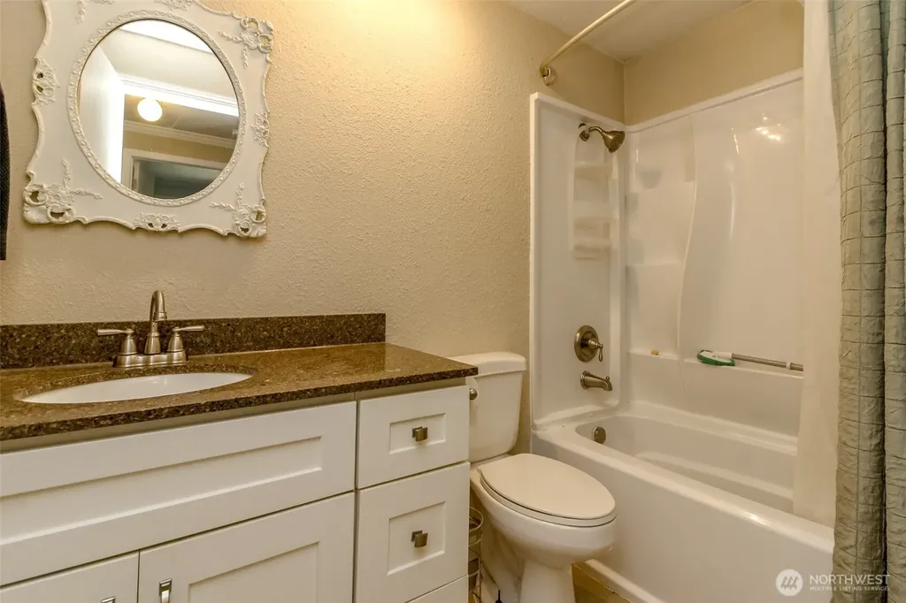 1301 Bel Air Road Tacoma WA 98406