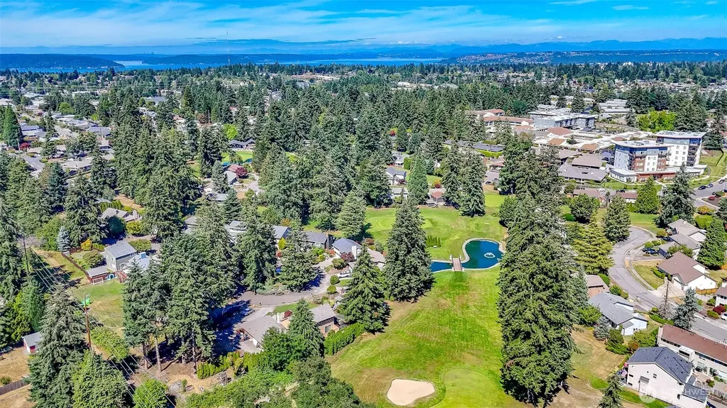 1301 Bel Air Road Tacoma WA 98406