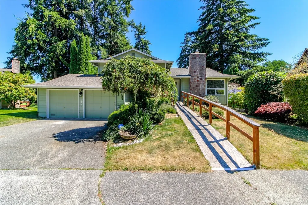 1301 Bel Air Road Tacoma WA 98406