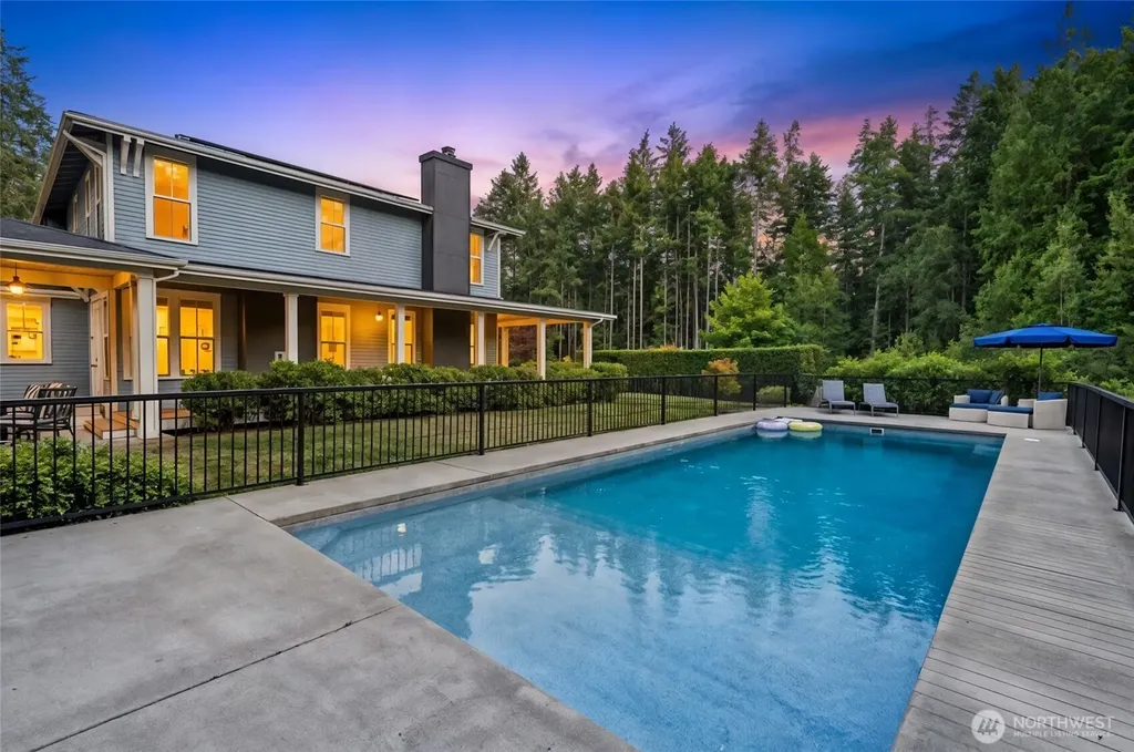 1414 NW Hermit Ridge Poulsbo WA 98370