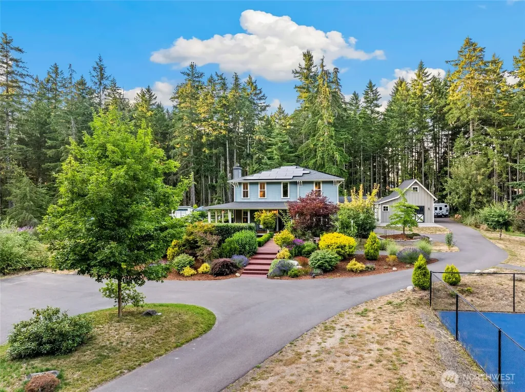 1414 NW Hermit Ridge Poulsbo WA 98370
