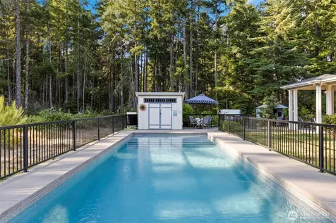 1414 NW Hermit Ridge Poulsbo WA 98370