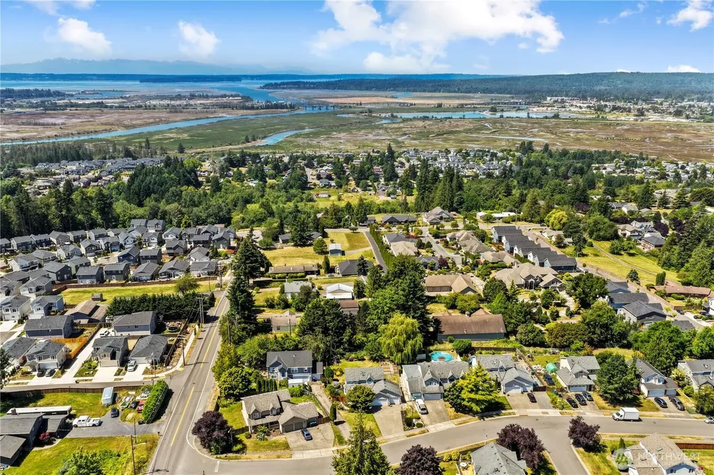 4418 70th Avenue NE Marysville WA 98270