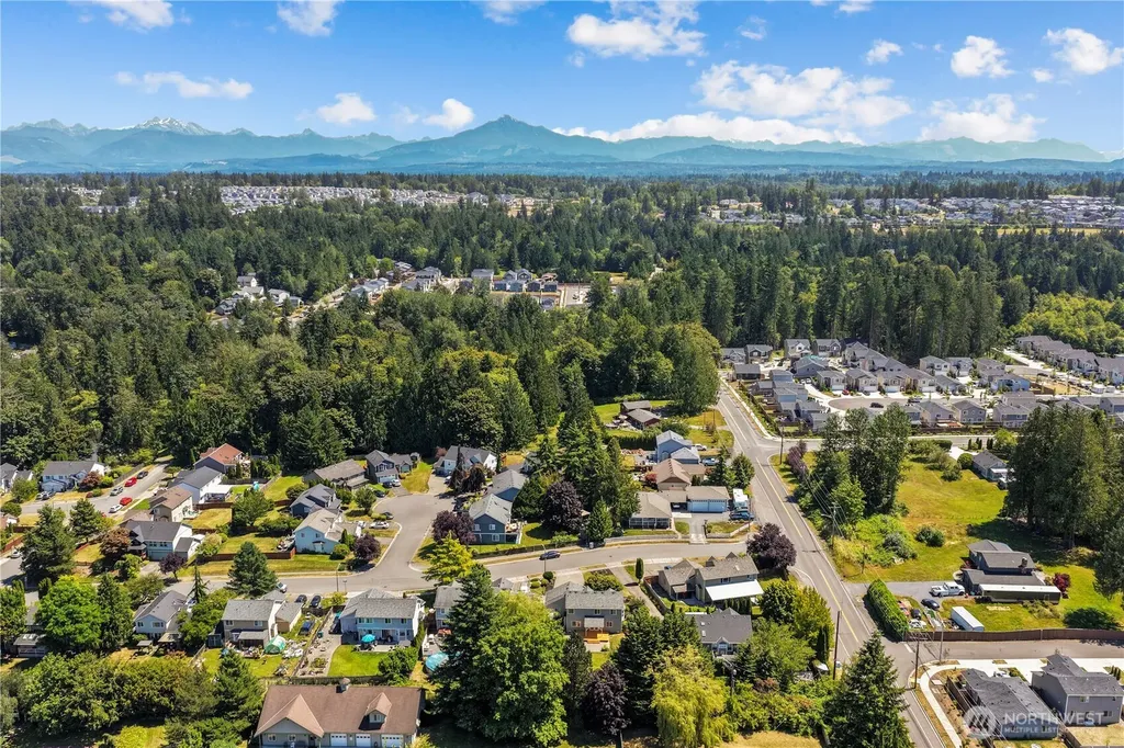 4418 70th Avenue NE Marysville WA 98270
