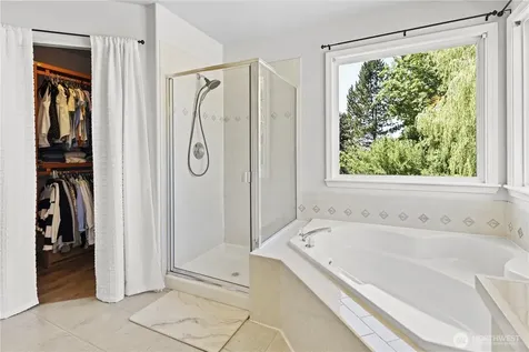 4418 70th Avenue NE Marysville WA 98270