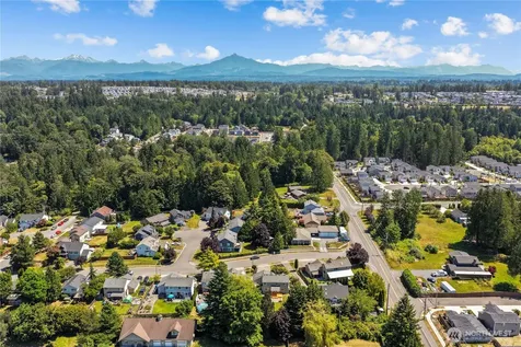4418 70th Avenue NE Marysville WA 98270