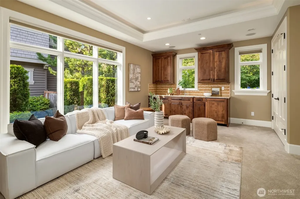 1764 Harrison Way NE Issaquah WA 98029