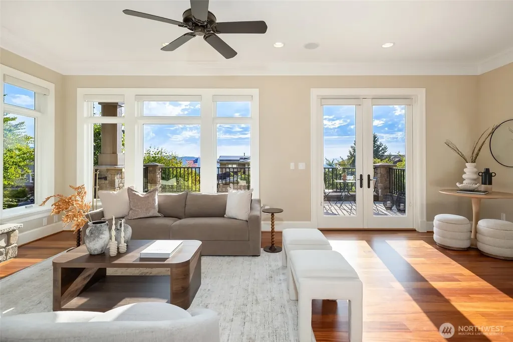 1764 Harrison Way NE Issaquah WA 98029