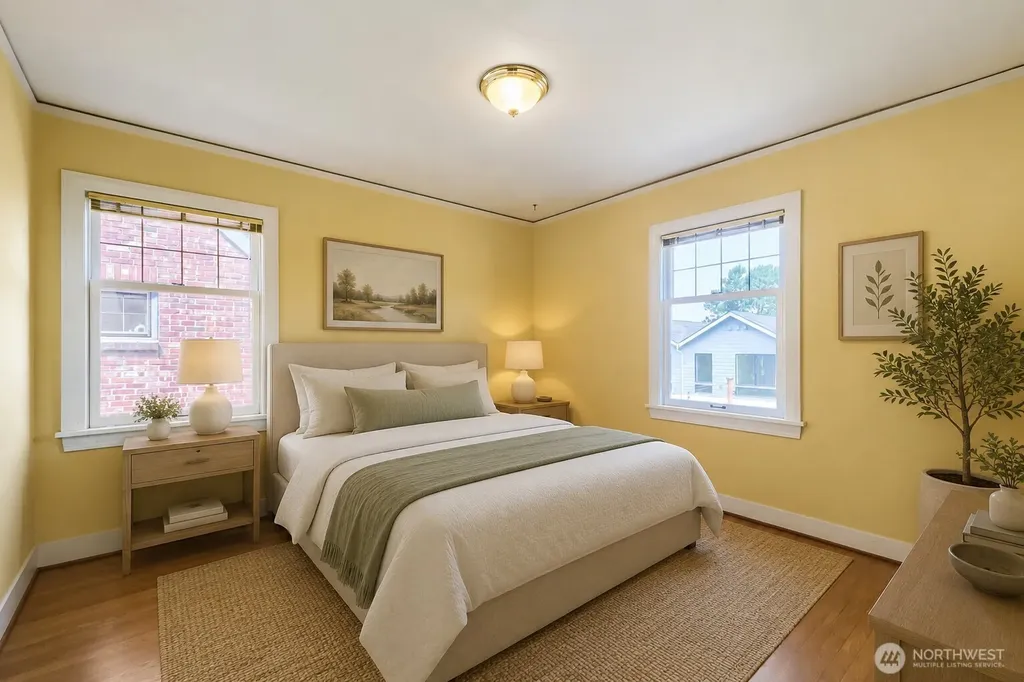 8042 18th Avenue NE Seattle WA 98115