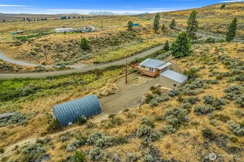 612 Rd S SW East Wenatchee WA 98802