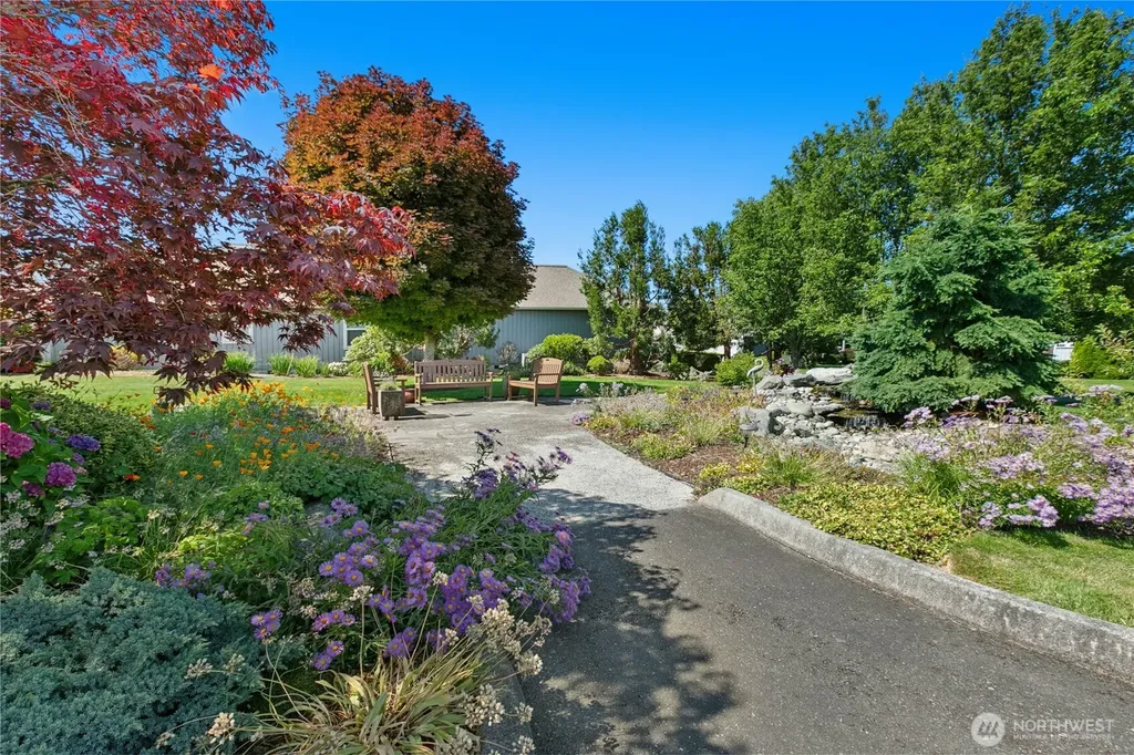 2370 SW Winchester Street Oak Harbor WA 98277