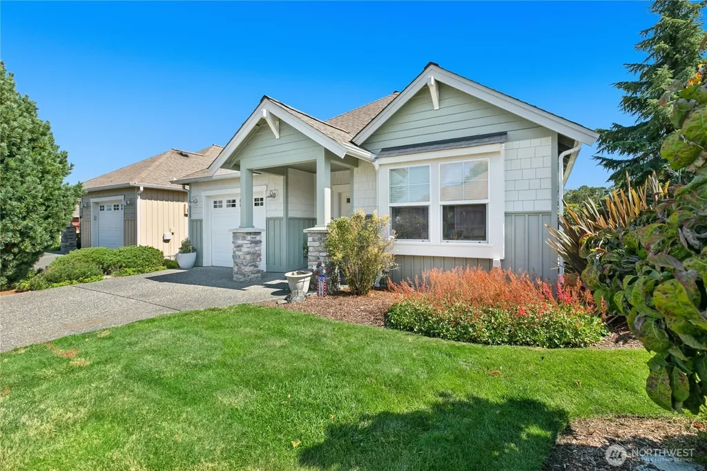 2370 SW Winchester Street Oak Harbor WA 98277