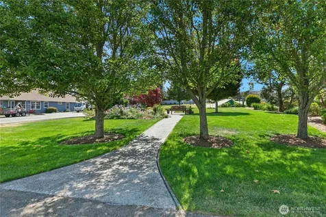 2370 SW Winchester Street Oak Harbor WA 98277