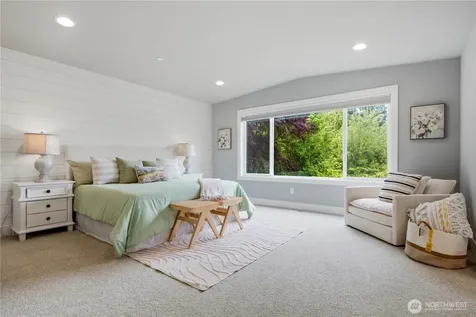 10313 133rd Court NE Redmond WA 98033