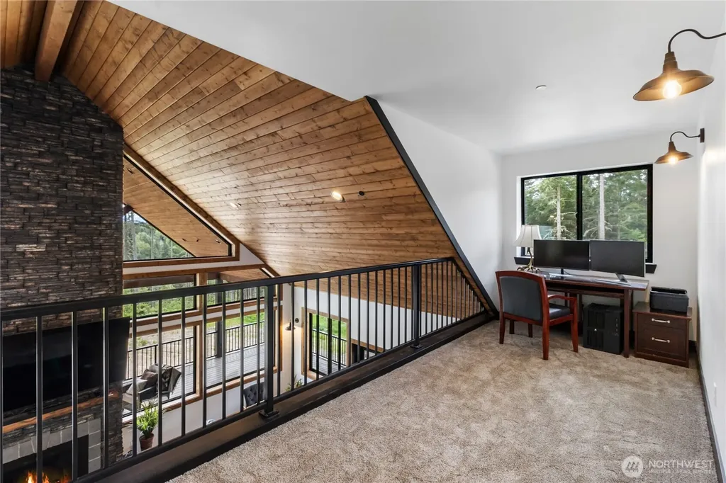 38922 Madrona Drive E Roy WA 98580