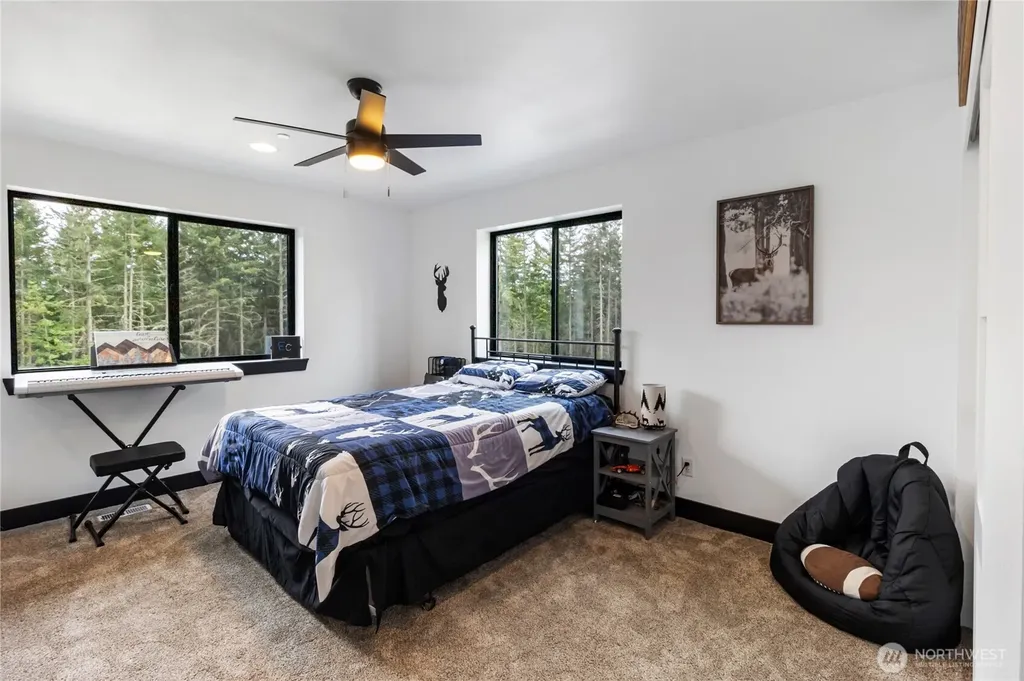 38922 Madrona Drive E Roy WA 98580