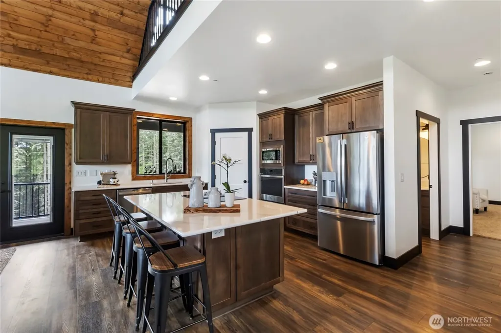 38922 Madrona Drive E Roy WA 98580