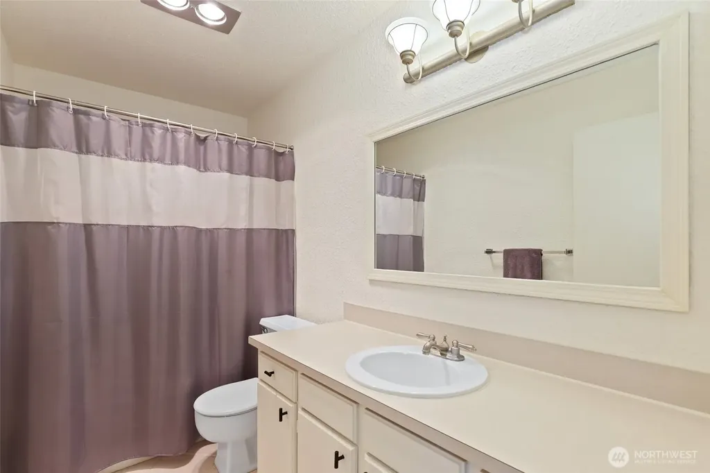4706 Caldwell Road E Edgewood WA 98372