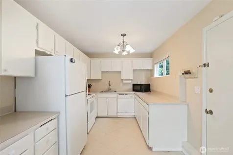 4706 Caldwell Road E Edgewood WA 98372