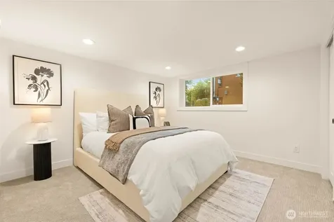 1128 N 77th Street Seattle WA 98103