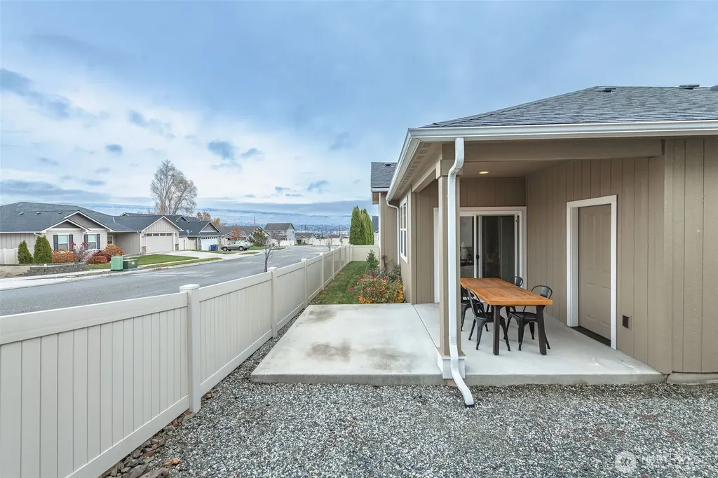 1738 Skylar Court Wenatchee WA 98801