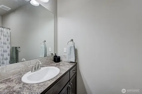 1738 Skylar Court Wenatchee WA 98801