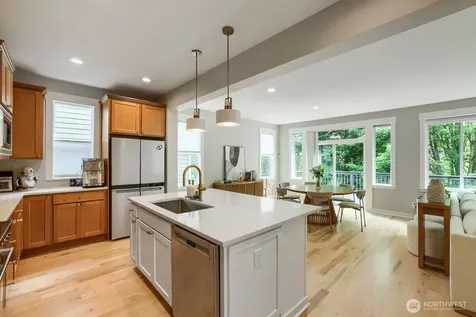 5060 163rd Place SE Bellevue WA 98006